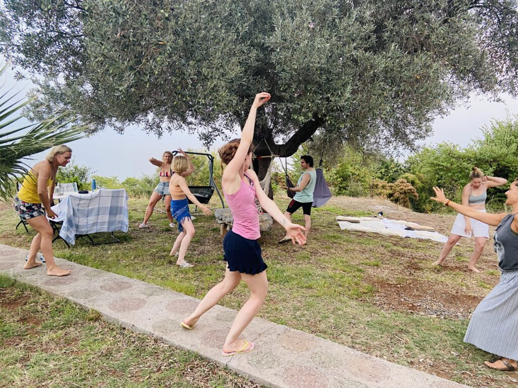 Dance-Therapy-Yoga 8