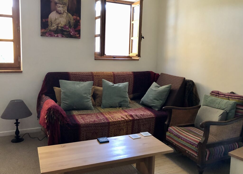 Roulotte Retreats 6
