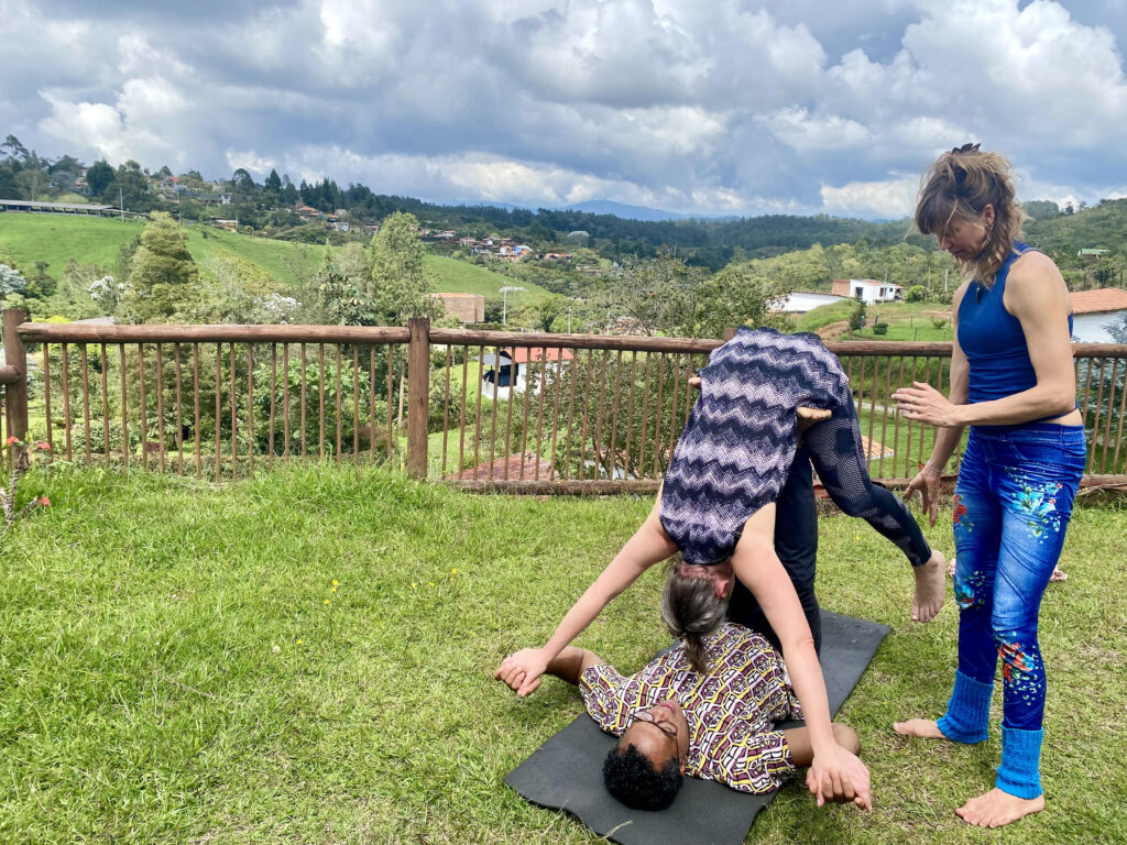 Dini Martinez Yoga & Tantra 8