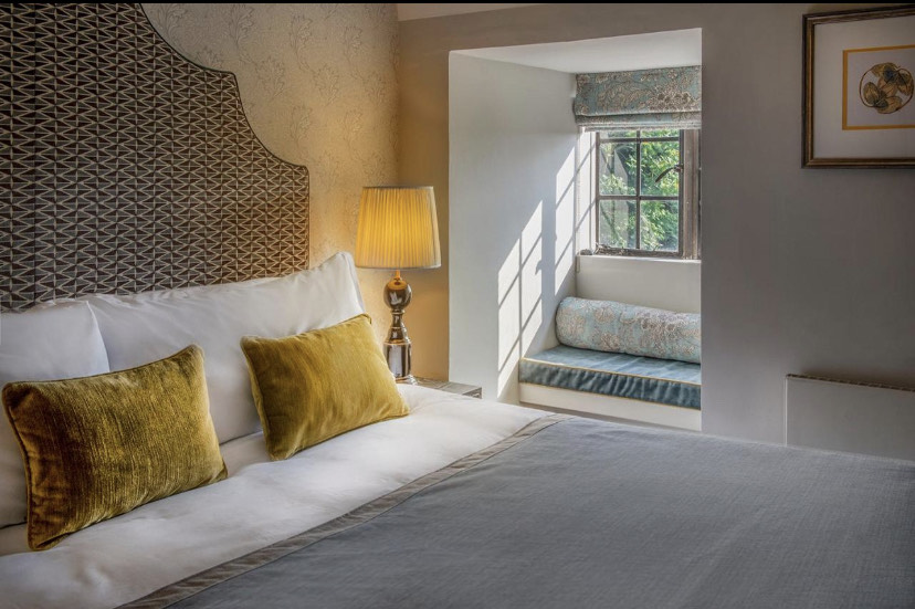 Luxury Couples Therapy Retreat Weekends in Buckinghamshire, UK 3