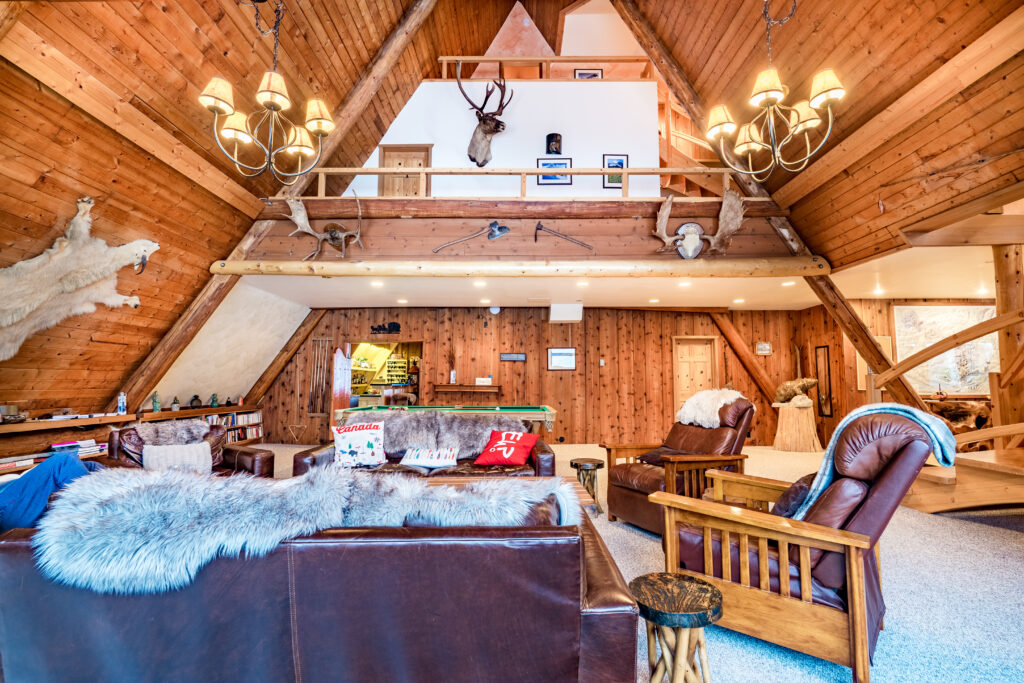 Silvertip Lodge 6