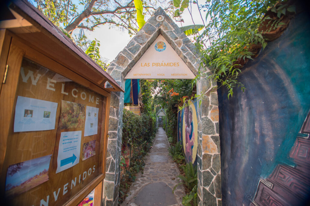 Centro de Meditación Las Piramides