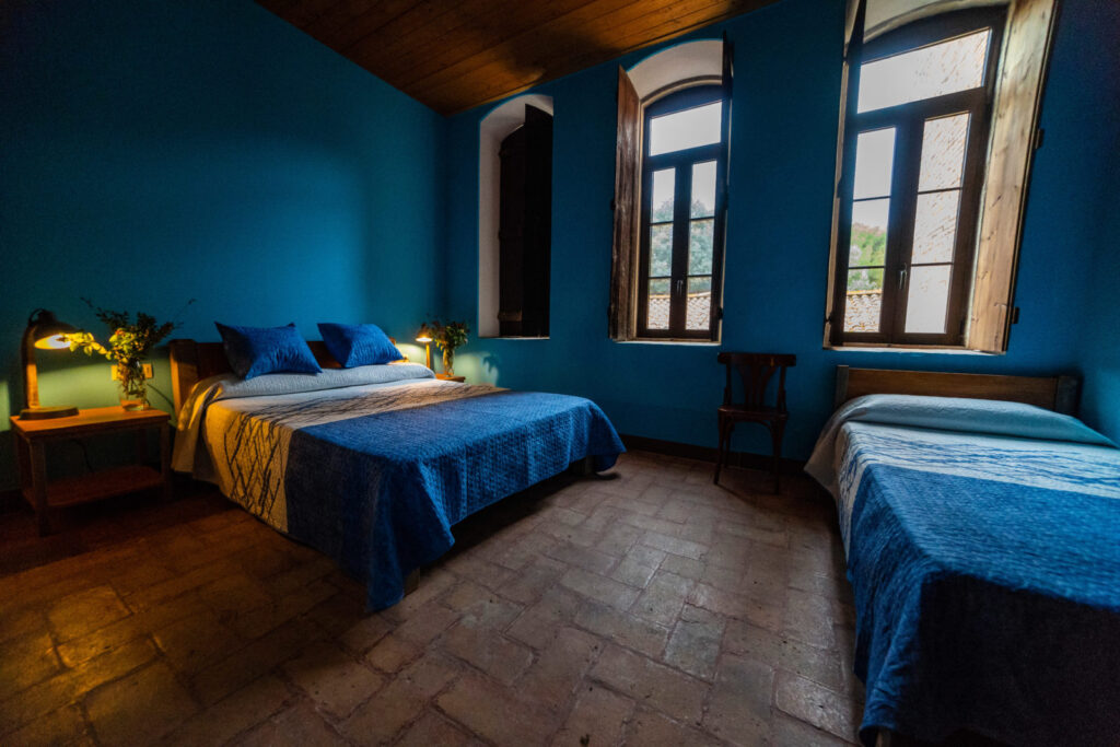 Yoga, theatre and art therapy -retreat 7