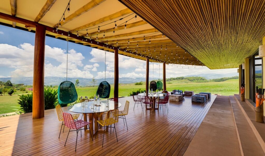 The Rebirthing Experience Women's Retreat w Psilocybin | Costa Rica 8