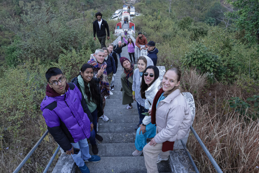 Yoga Vidya School, Rishikesh 8
