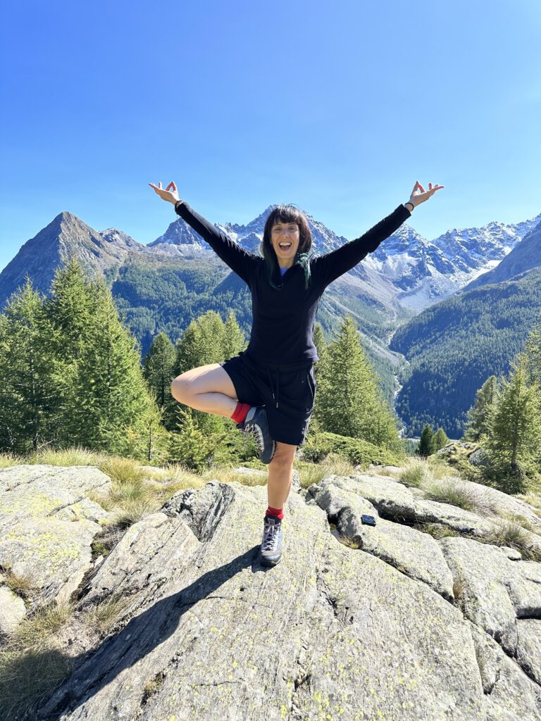 Chiara Does Yoga 4