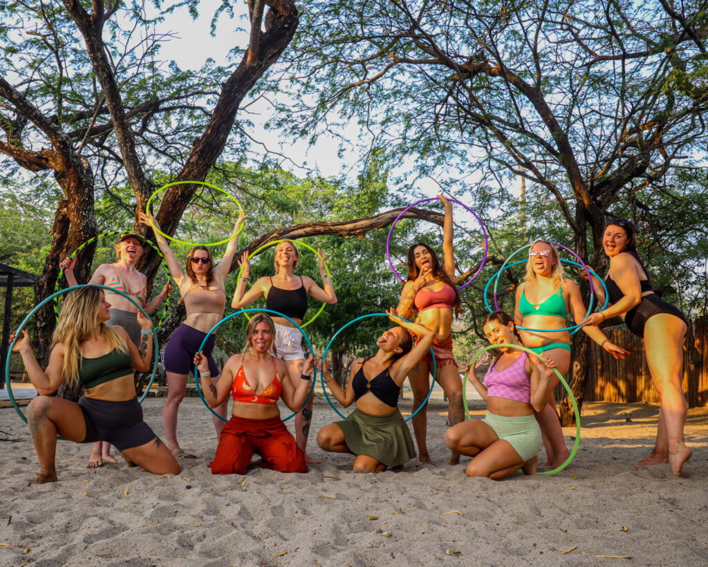 SURF HOOP YOGA Retreat 8