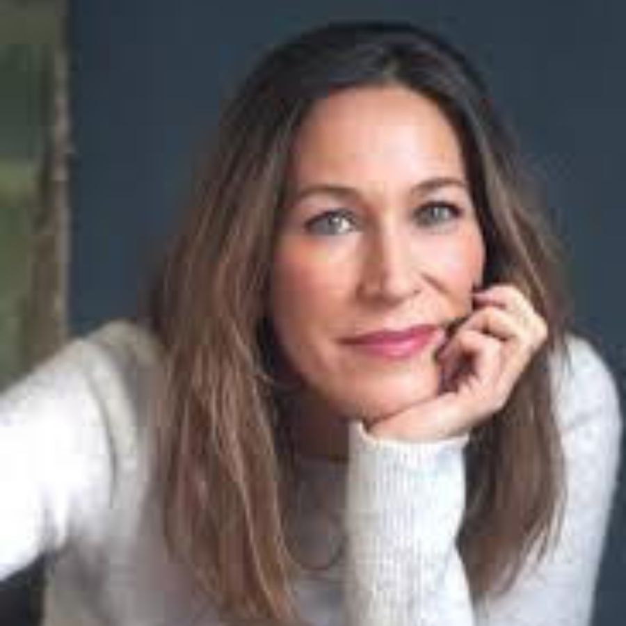 Sarah Hirigoyen: Reviews, Retreats & 2026 Schedule
