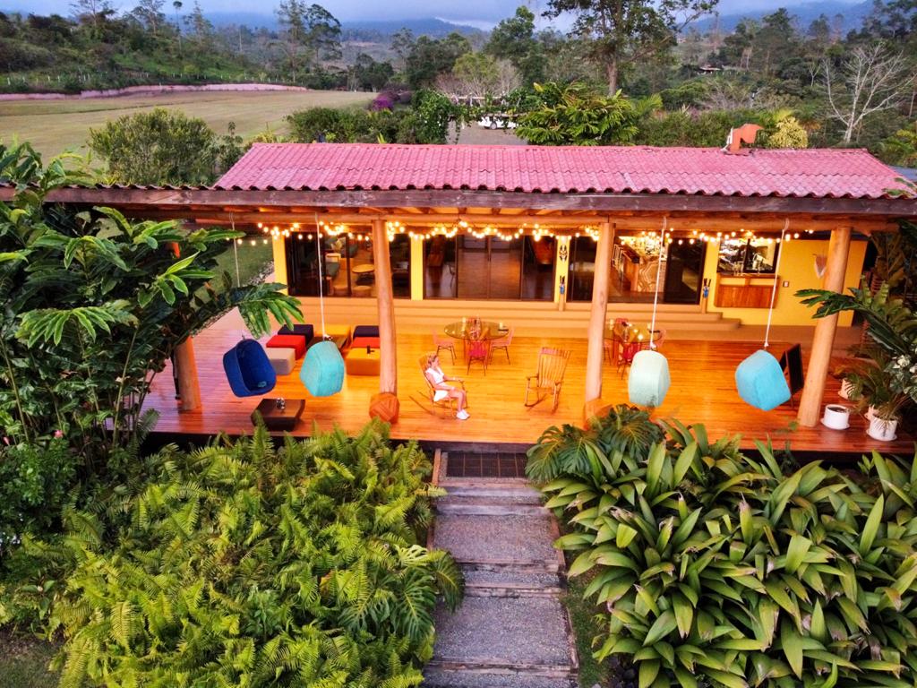 Colibri Retreats 2