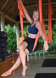 Open Aerial Yoga 8