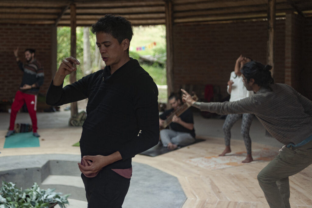 Trimurti Yoga International Ecuador 4