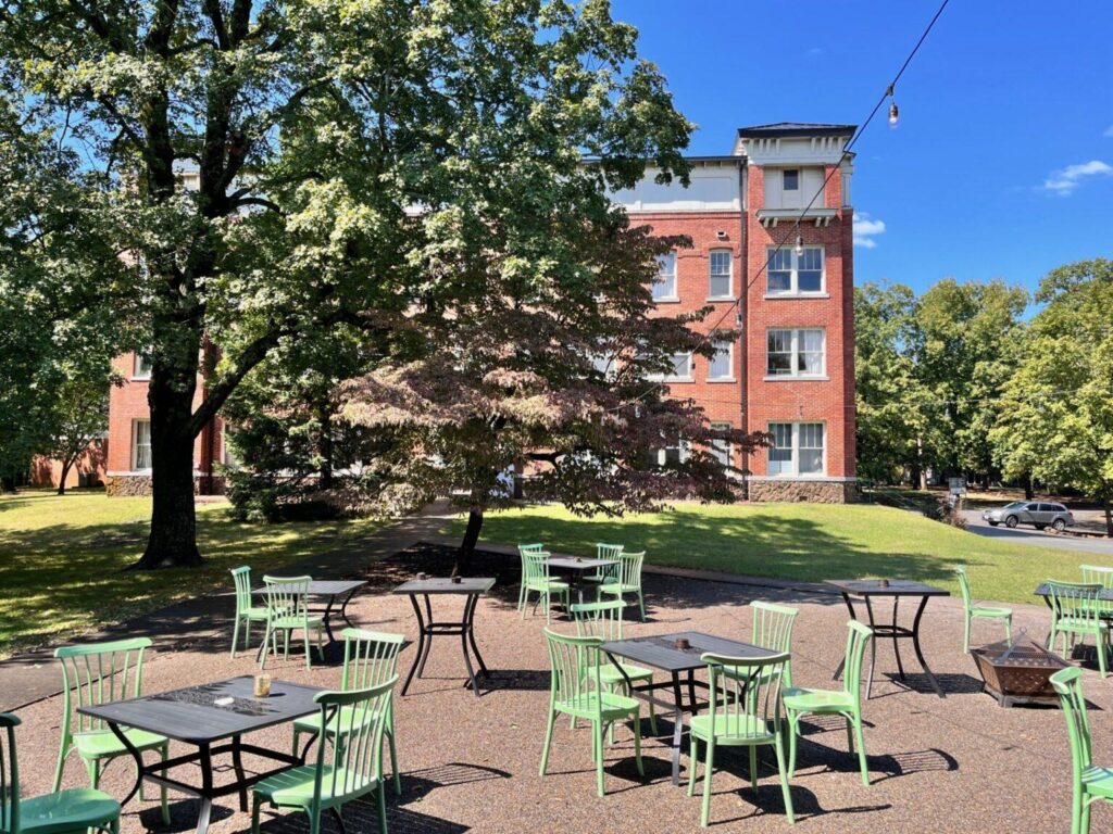 Mount Sequoyah Center 4