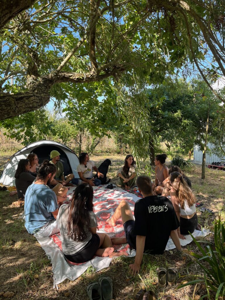 Acro - Surf - Yoga Retreat 6