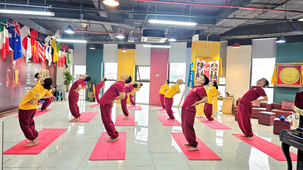 Qigong Meditation Vietnam 4