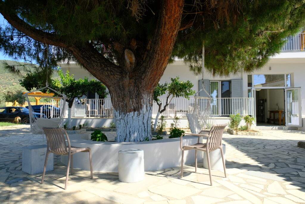 EVIA BAY SUITES & RETREATS 5