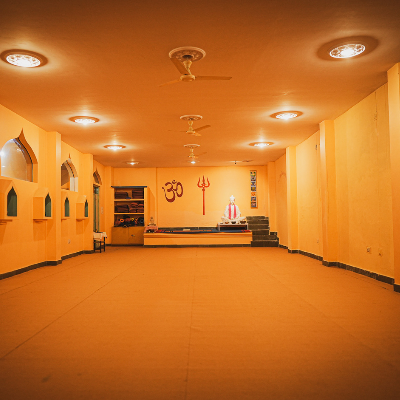 Akhanda Anand Prakash Yoga Retreats 2