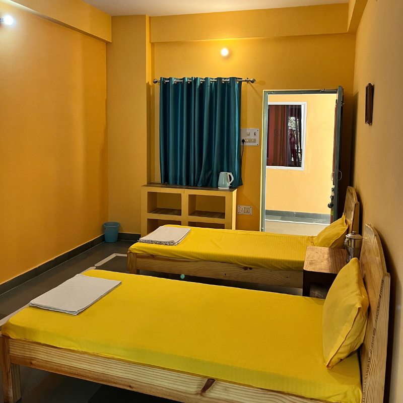 Akhanda Anand Prakash Yoga Retreats 5
