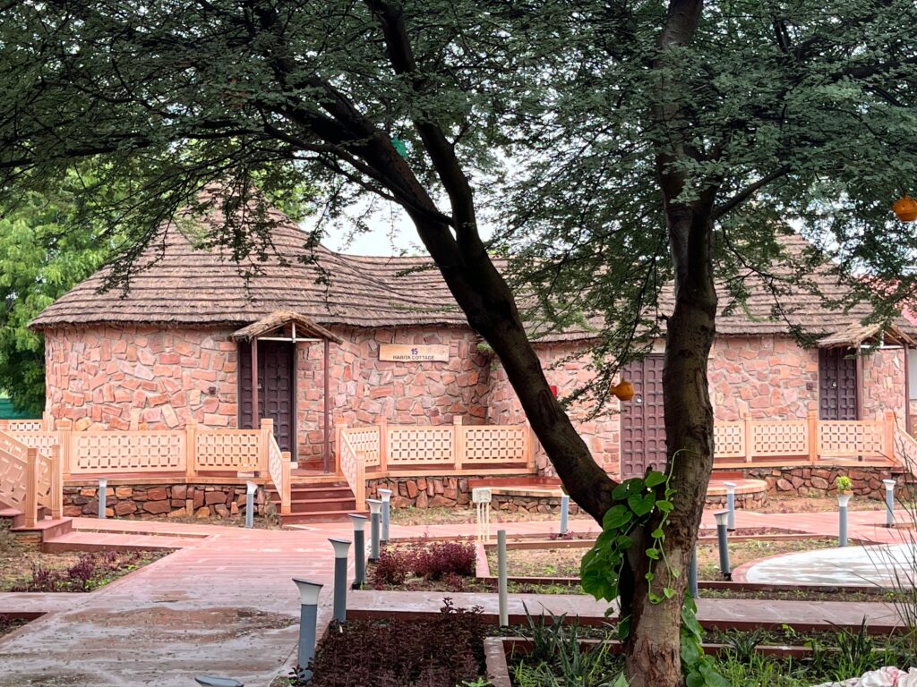 Sawitri Ayurveda 7